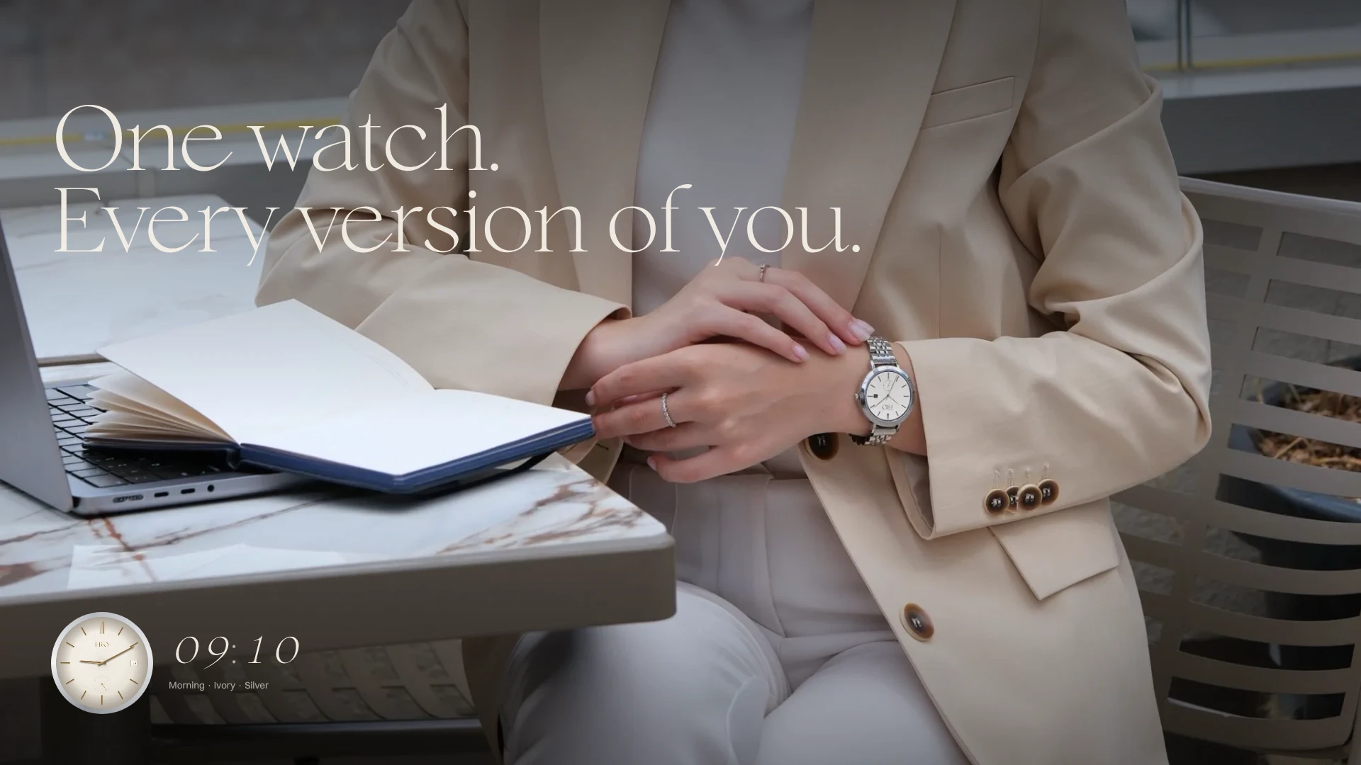 Dualle daytime story with an ivory dial