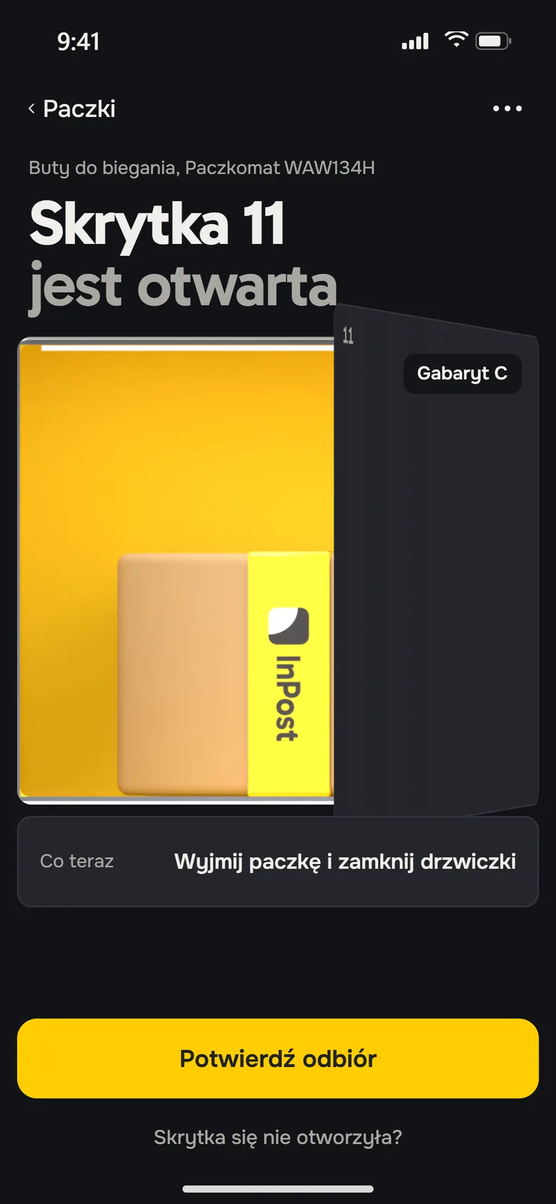 The cell open in InPost Mobile, at night